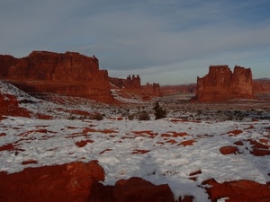 neve, paesaggio, rosso, rocce, nuvole, deserto, cielo, bianco, inverno, montagne, canyon