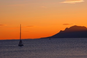 mare, barca, tramonto, cielo, montagna, acqua, rosso, nuvole, arancione