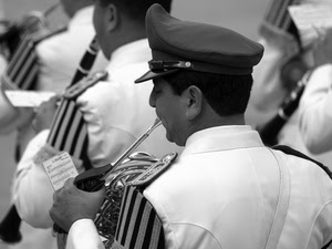 banda, cappello, bianconero, musica, divisa, tromba, spartito, musicista, uomo, berretto, bianco, strumenti, suonare, fiati, musicisti