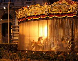 giostra, cavalli, tenda, notturno, cavallo, luci, oro, notte