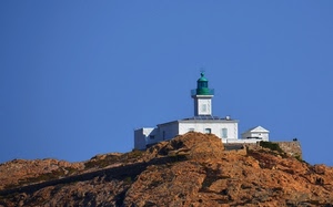 faro, verde, cielo, azzurro, finestre, bianco, collina, rocce, roccia