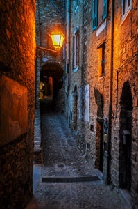 vicolo, lampione, notturno, notte, arco, finestre, porte, mura