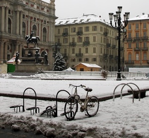 bicicletta, neve, inverno, piazza, monumento, lampione, città, bianco