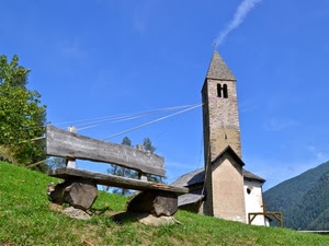 chiesa, campanile, panchina, prato, verde, cielo, erba, legno