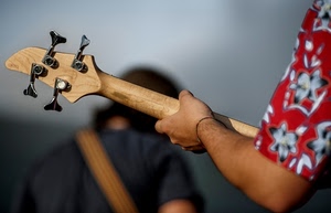 braccio, chitarra, mano, camicia, musica, rosso, manico, braccialetto, legno, manica, basso, musicisti