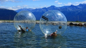 sfere, due, acqua, lago, palle, montagne, montagna, trasparenze, trasparenti, gioco