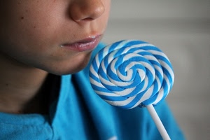 spirale, azzurro, bambino, bocca, dolce, bianco, caramella, leccalecca, bastoncino, cibo