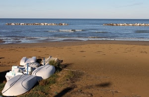 mare, sabbia, spiaggia, barche, cielo, scogli, azzurro, acqua, bianco