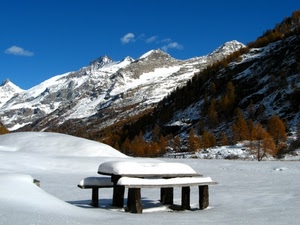 neve, alberi, panchine, montagne, tavolo, cielo, montagna, inverno, bianco, nuvole, azzurro, tavolino, cime