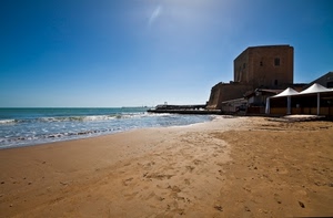 mare, sabbia, spiaggia, cielo, torre, acqua, controluce, ombrelloni