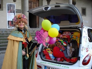 donna, palloncini, sorriso, colori, automobile, auto, mantello, macchina