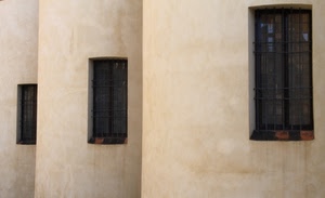 finestre, tre, inferriate, vetri, muro, grate, chiuse