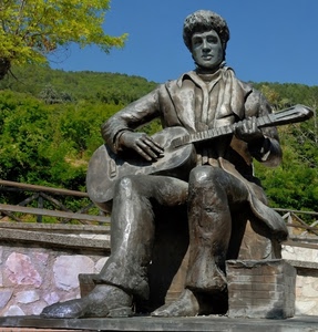 chitarra, statua, monumento, alberi, musicista, verde, bronzo, scultura