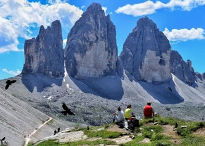 montagna, tre, cime, nuvole, dolomiti, cielo, persone, uccelli, lavaredo