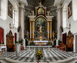 altare, chiesa, colonne, candele, statue, fiori, interno, marmo, quadri