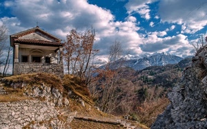 nuvole, chiesa, montagna, cielo, montagne, alberi, chiesetta, roccia, autunno, piante, muro