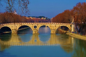 ponte, fiume, alberi, archi, riflessi, riflesso, acqua, autunno, azzurro, cielo, città, arcate, rami, cupola