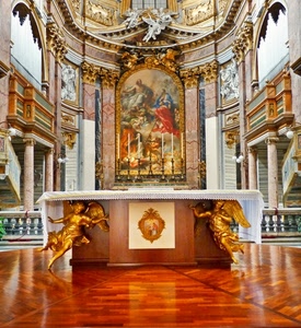 altare, angeli, colonne, chiesa, candele, statue, oro, balaustra, organi, organo, quadro, candelabri, affreschi, dipinti, marmi, abside, capitelli, sculture, interno, barocco