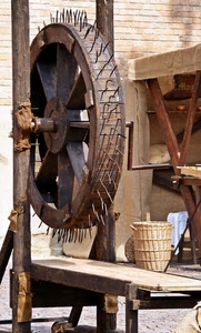 ruota, legno, cesto, chiodi, raggi, manovella