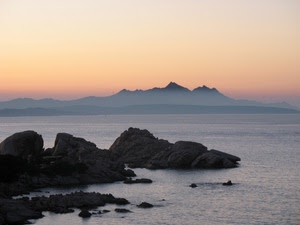 mare, scogli, tramonto, foschia, acqua, cielo, montagne, montagna, alba