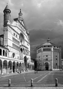 piazza, battistero, bianconero, duomo, chiesa, portici, cattedrale, chiese, nuvole, rosone, cremona