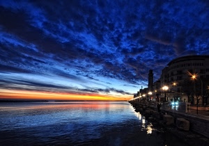 tramonto, mare, cielo, lampioni, nuvole, acqua, lungomare, blu, luci, riflessi