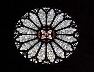 rosone, nero, rosso, raggi, vetro, cerchio, vetrata, tondo, bianco, vetrate, chiesa, interno, finestra, vetri, sfondo