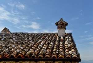 tetto, tegole, cielo, nuvole, comignolo, azzurro, comignoli, grondaia, coppi
