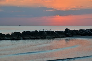 tramonto, mare, nuvole, uccelli, scogli, acqua, gabbiani, onde, sole, cielo, scogliera, alba, frangiflutti