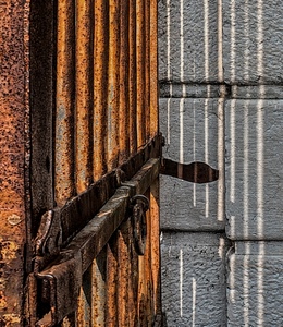 ruggine, ferro, cancello, muro, ombre, chiavistello, catenaccio, anello, sbarre, portone, righe, cemento