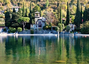 lago, alberi, acqua, riflessi, villa, cipressi, verde, torre, riflesso, case, bosco, finestre, barche, casa