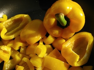 giallo, peperoni, verde, gambo, verdura, pezzi, picciolo, peperone, cibo, gialli, pezzetti