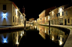 riflessi, case, luci, finestre, canale, notte, acqua, ponte, notturno, nero, porte, riflesso, pali, palazzi, campanile, rio, fiume, comacchio, lampioni