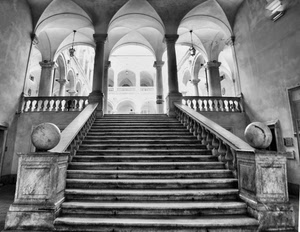 gradini, sfere, bianconero, scalinata, archi, colonne, scale, scala, palazzo, palle, bianco