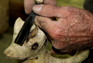 legno, mani, dita, artigiano, scalpello, scultura, peli, sgorbia, unghia, mano, scultore, animale, attrezzi, intagliare
